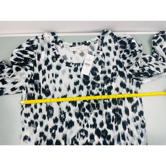 LOFT WOMEN Animal Print Twist Sleeve Top Small - Picture 2 of 11